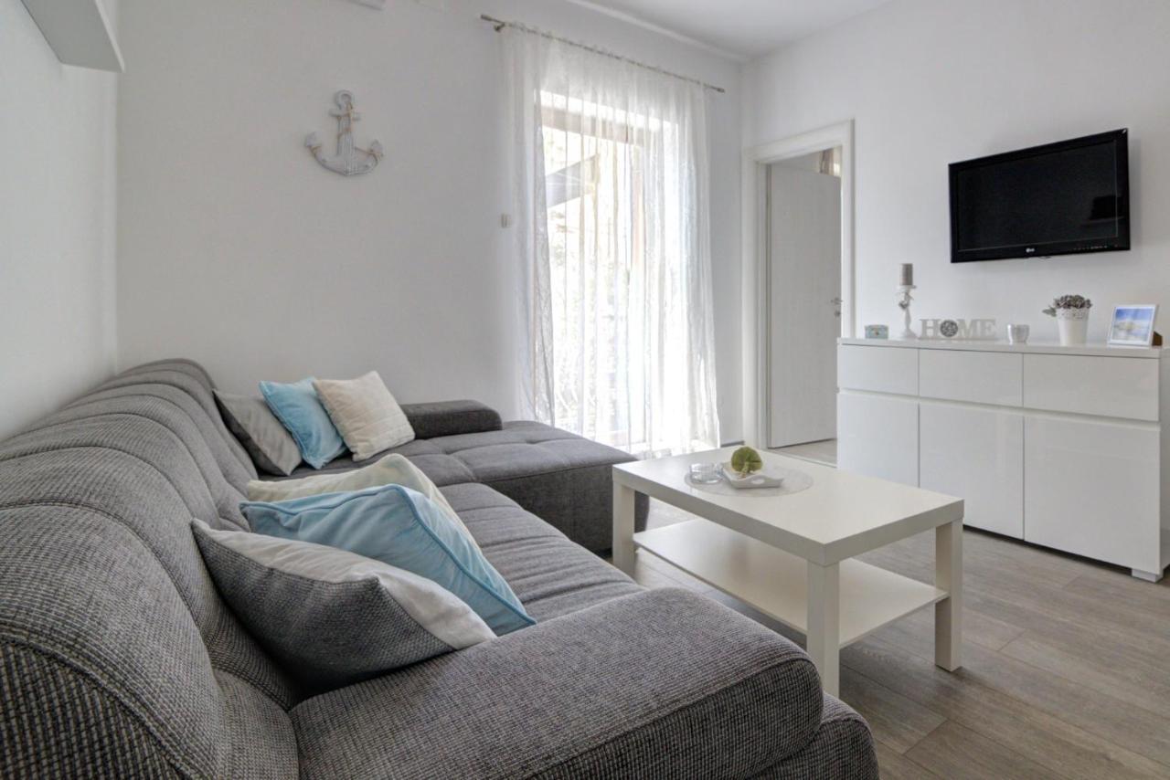 Apartman Luka Свети-Юрай Экстерьер фото