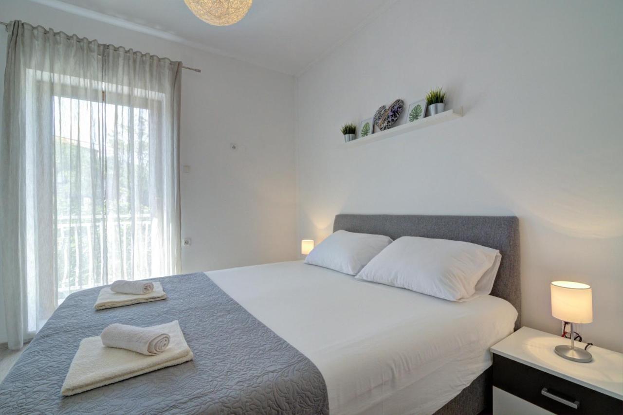 Apartman Luka Свети-Юрай Экстерьер фото